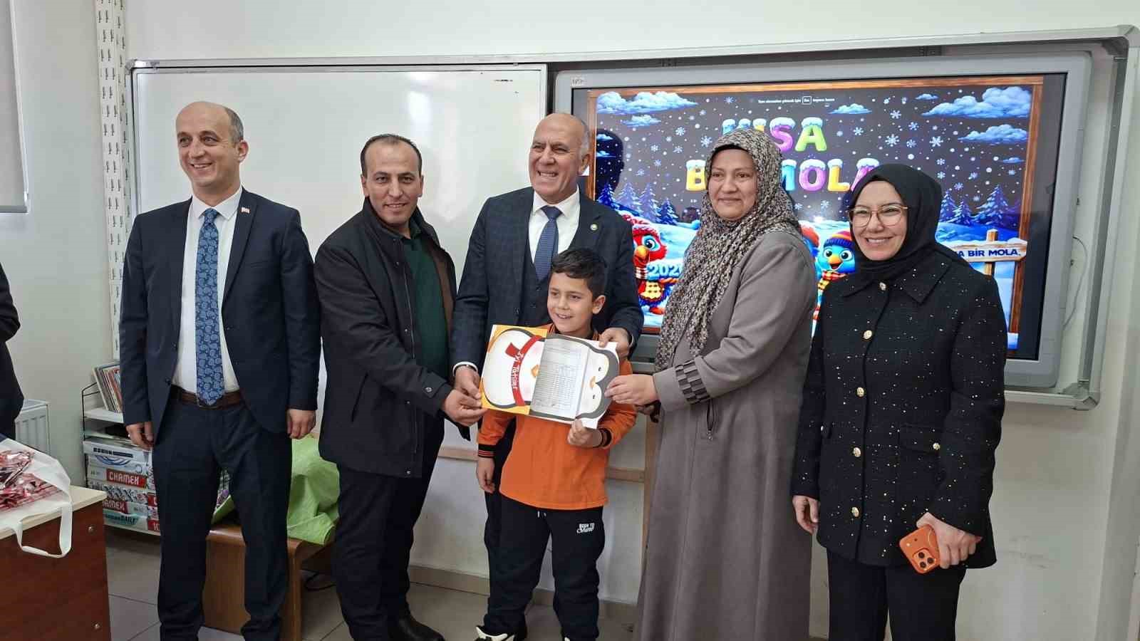 Hisarcık’ta bin 50 öğrenci tatile girdi