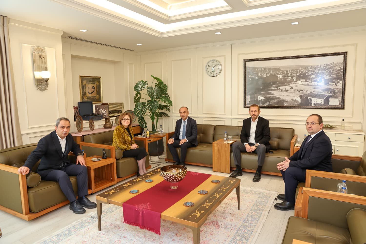 Kapalı spor salonu protokol&uuml; imzalandı
