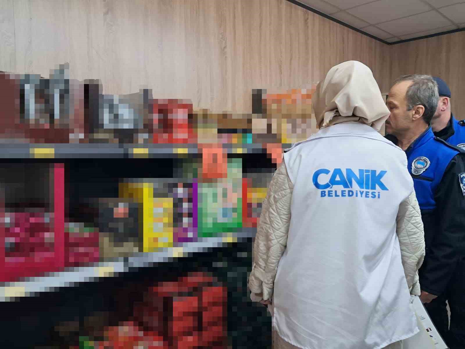 Canik zabıtasından marketlere denetim