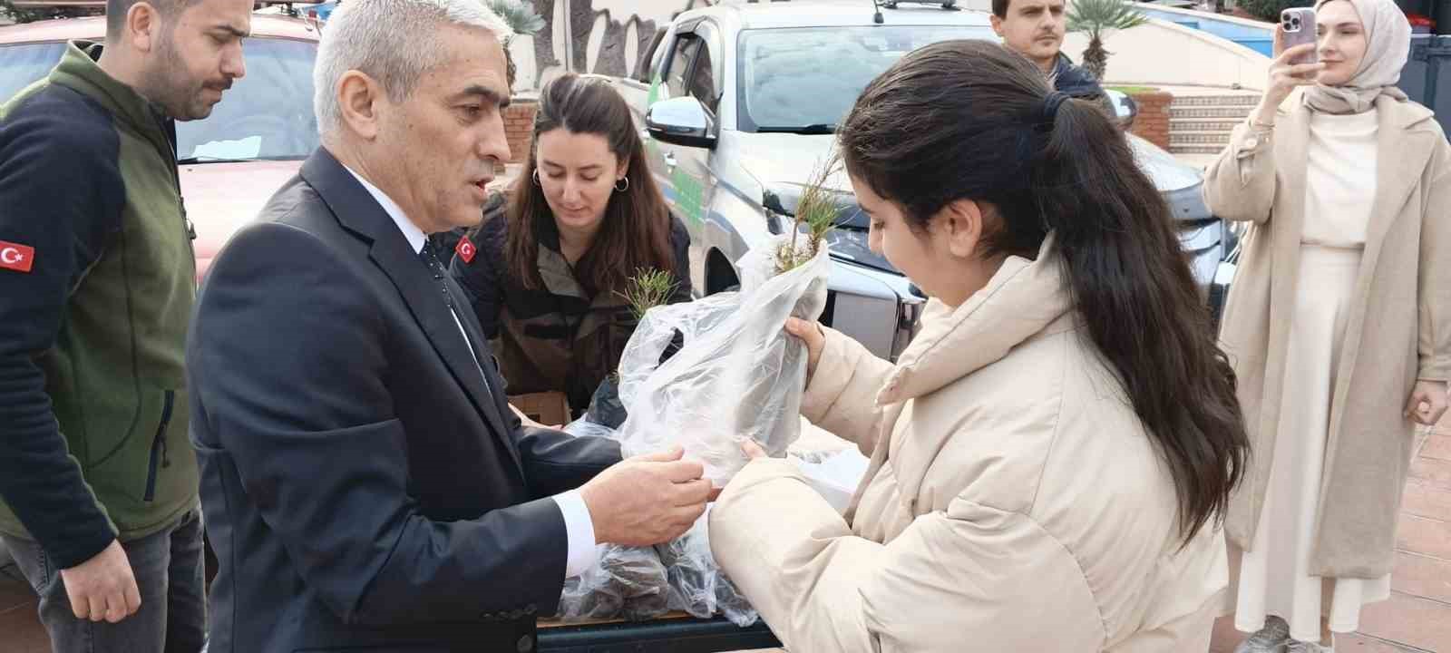 Aliağa’da orman şehitleri anıldı