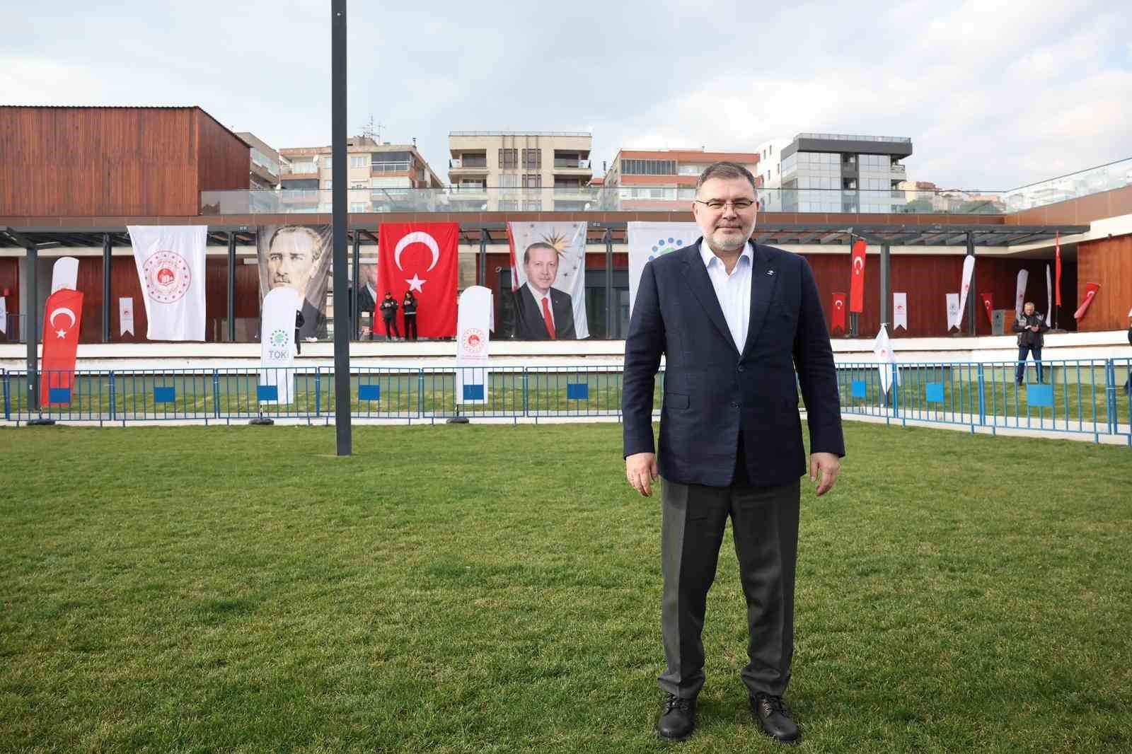 AK Parti İzmir İl Başkanı Saygılı: "AK Parti laf değil, eser üretir"