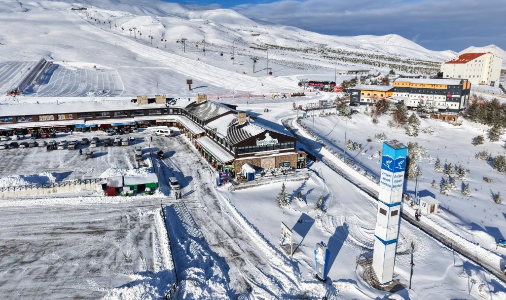 Erciyes&rsquo;te &rsquo;s&ouml;mestir&rsquo; hareketliliği
