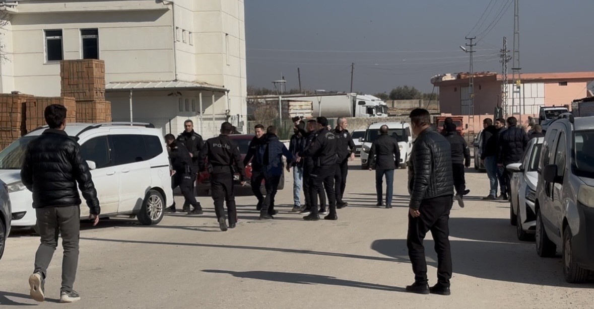 Furkan Apartmanı davasında duruşma sonrası aileler arasında arbede