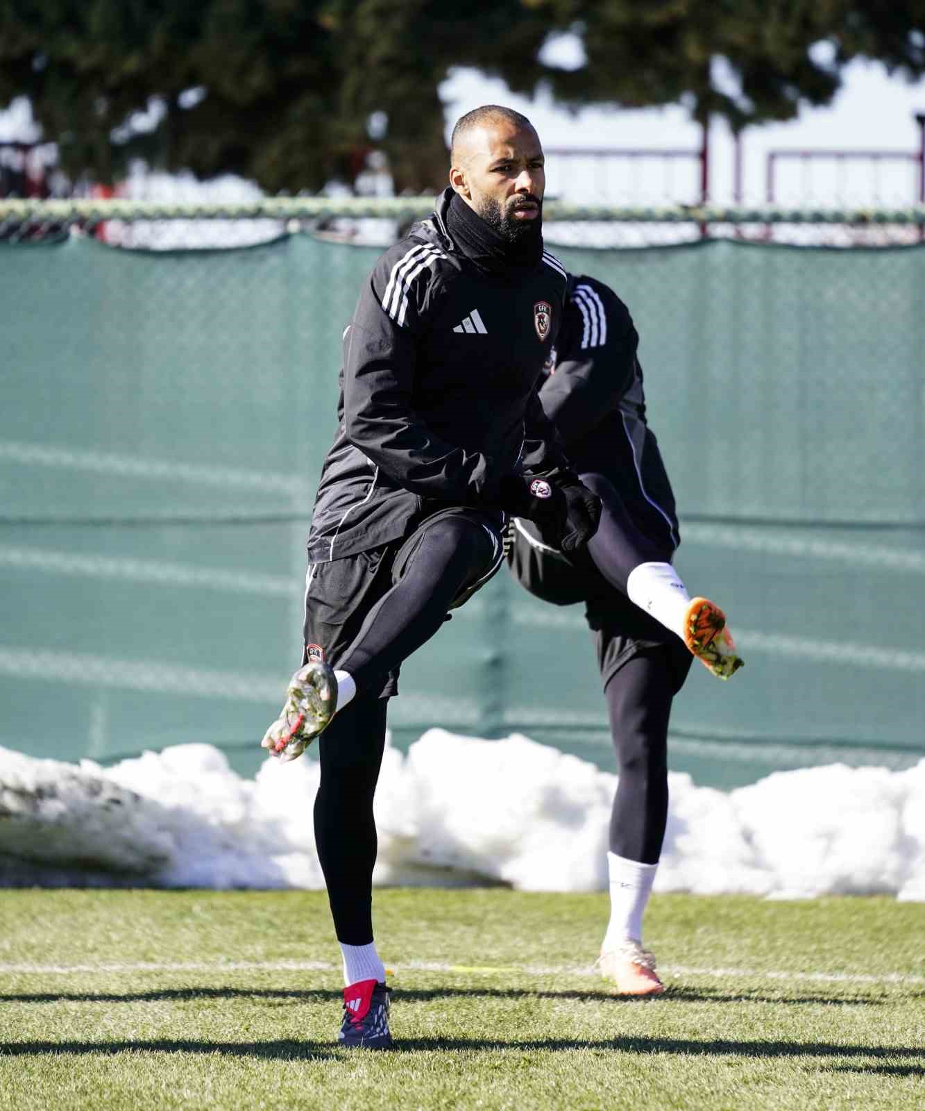 Gaziantep FK, Galatasaray ma&ccedil;ı hazırlıklarını tamamladı
