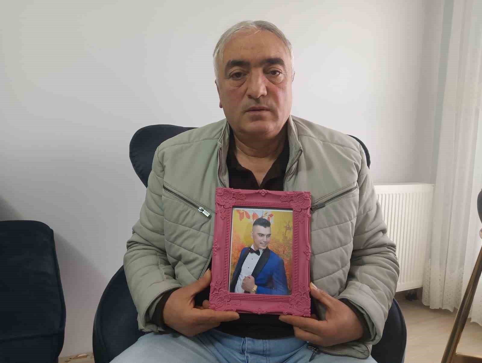 Borçlu arkadaşına yardım etmek isterken alacaklılar tarafından öldürüldü