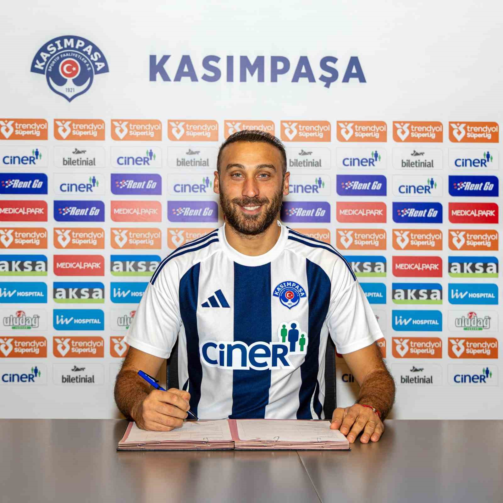 Cenk Tosun&rsquo;un yeni adresi Kasımpaşa oldu
