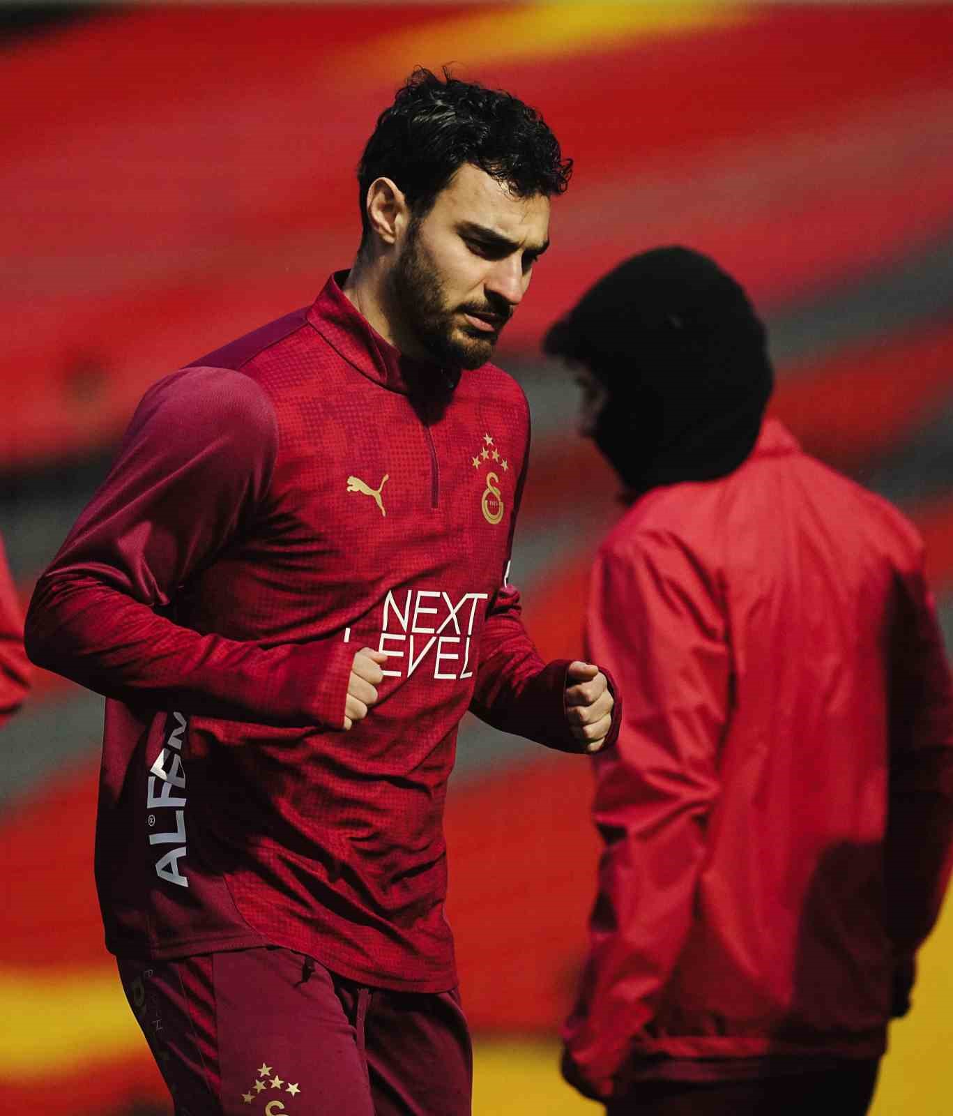 Galatasaray, Gaziantep FK ma&ccedil;ı hazırlıklarını tamamladı
