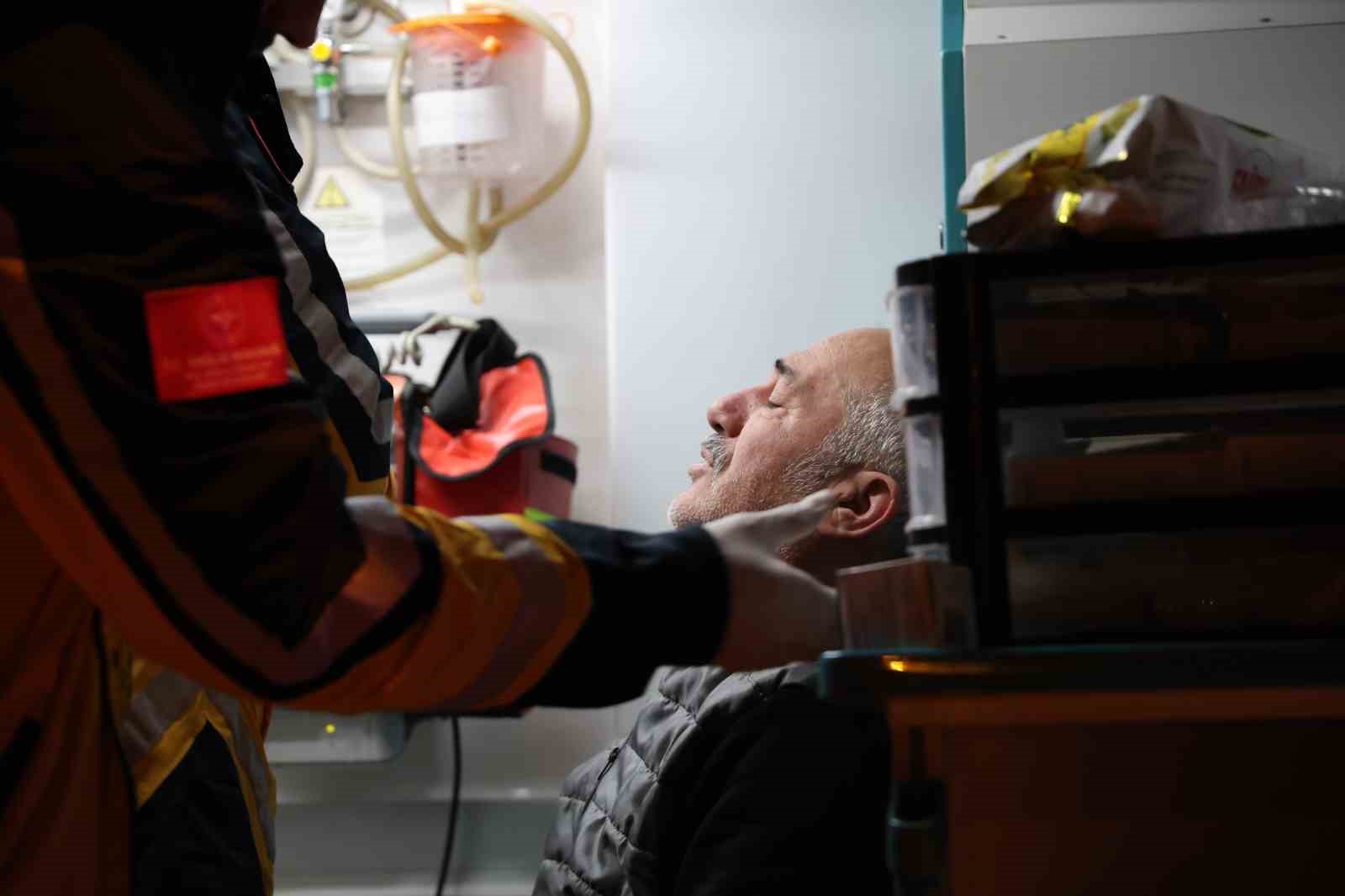 Kombi bacası yerinden çıktı: 8 kişi doğal gazdan zehirlendi