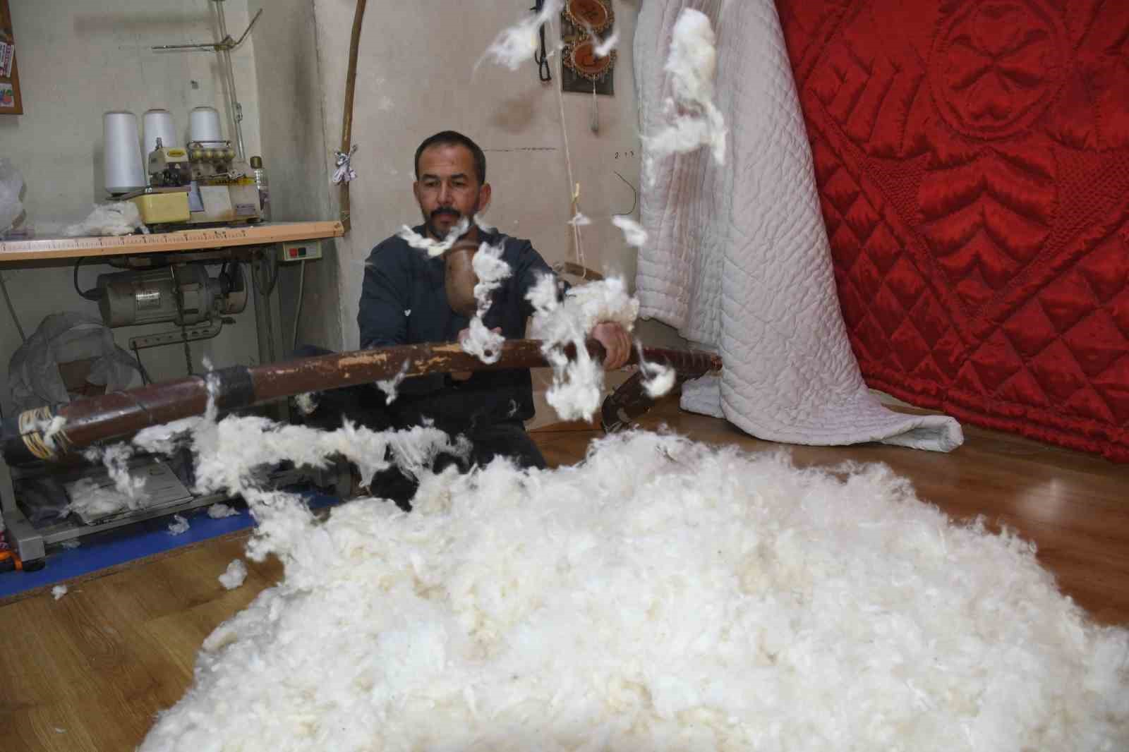 Son halla&ccedil;lar, teknolojiye direniyor
