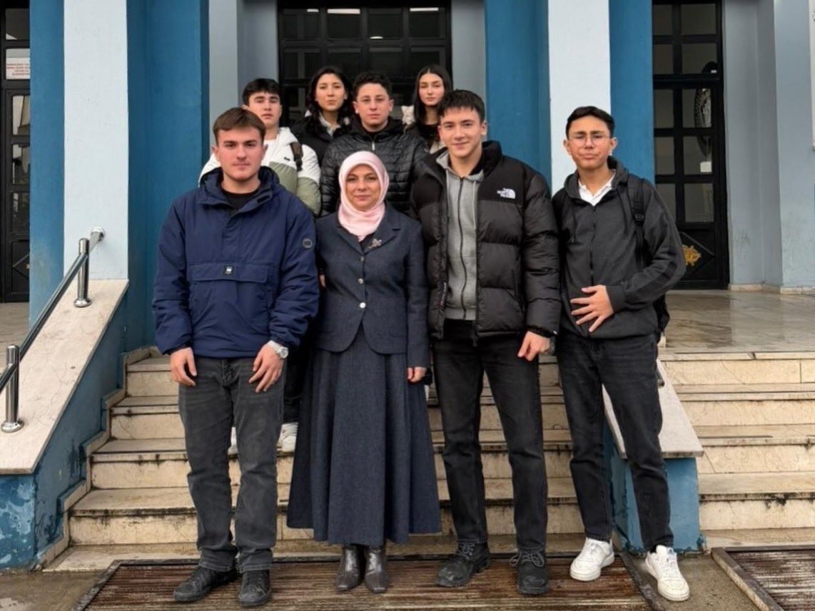 D&uuml;zce&rsquo;de lise &ouml;ğrencilerinden musikisi
