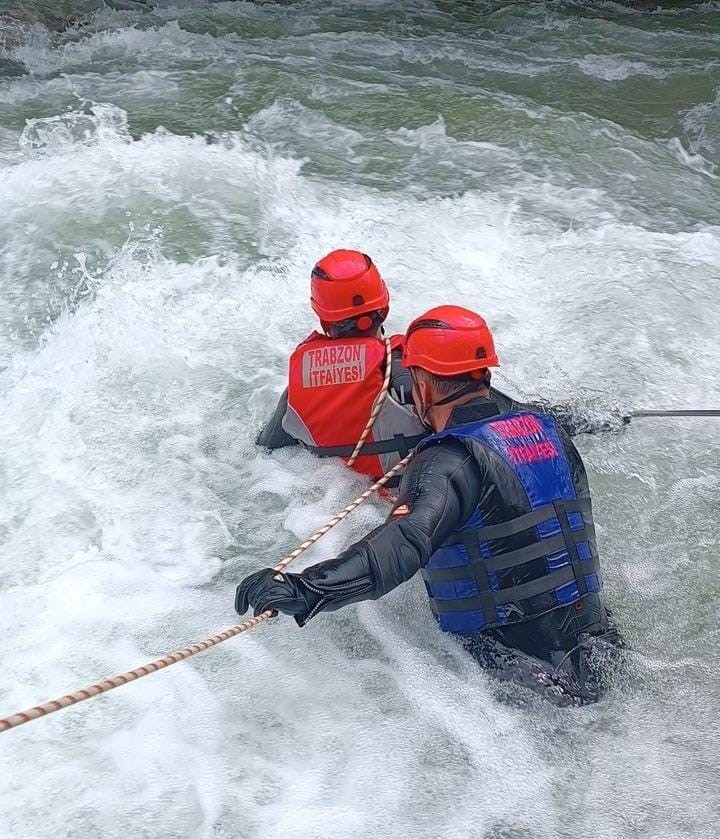 Trabzon İtfaiyesi son 1 yılda 4 bin 992 olaya m&uuml;dahale etti
