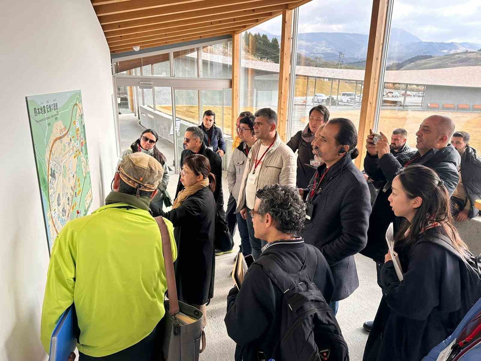 Mersin B&uuml;y&uuml;kşehir Belediyesi deprem riskine karşı Japonya deneyimini inceledi
