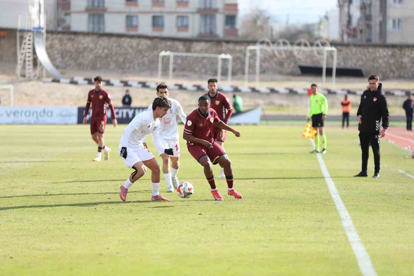 Trendyol 1. Lig: Bandırmaspor: 4 - Pendiksporspor: 1
