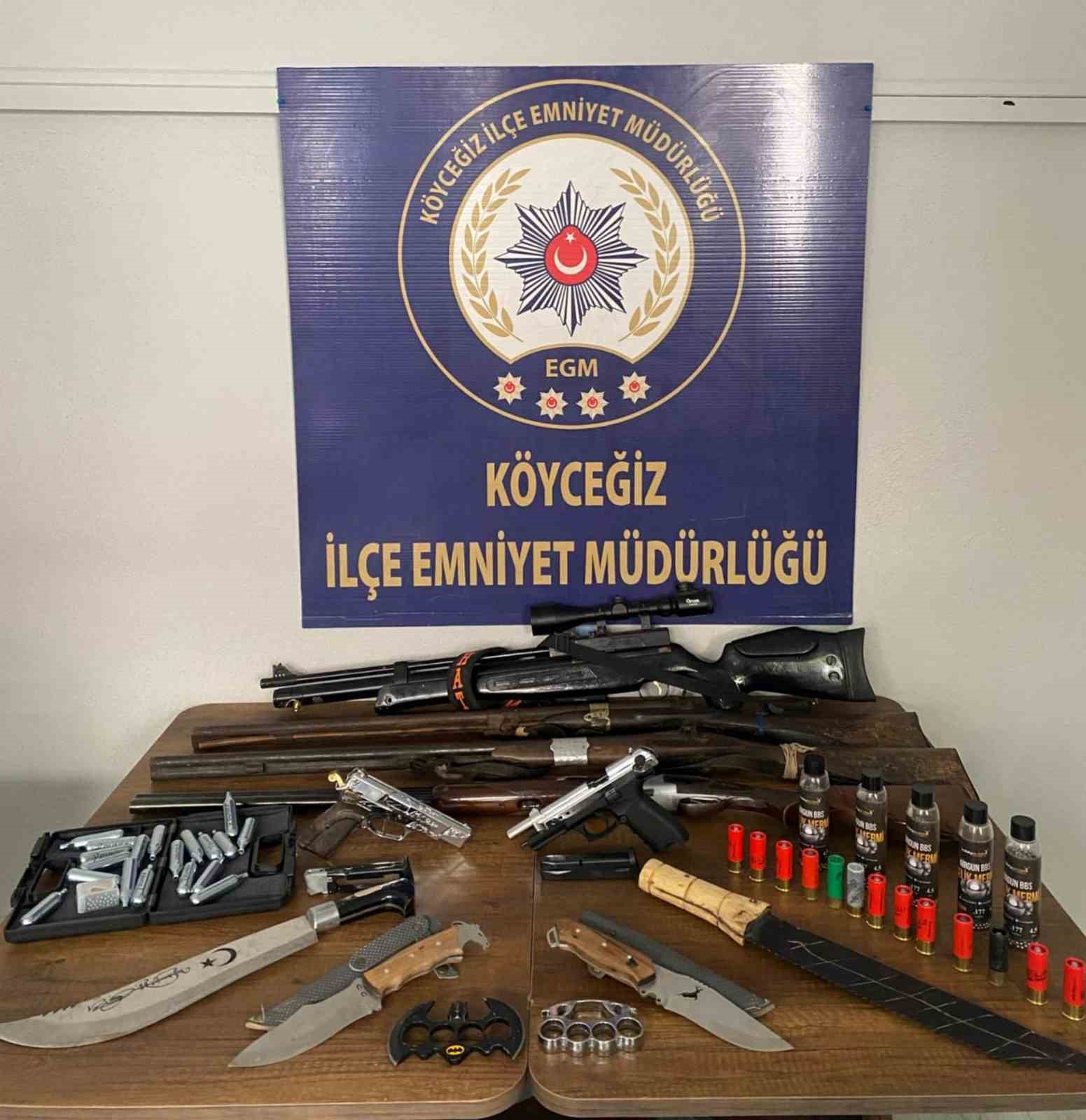 Muğla&rsquo;da bir yılda 299 ruhsatsız tabanca ele ge&ccedil;irildi
