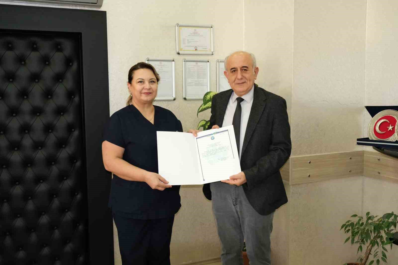 BU&Uuml;&rsquo;l&uuml; hemşirelerin uluslararası bilimsel yayın başarısı
