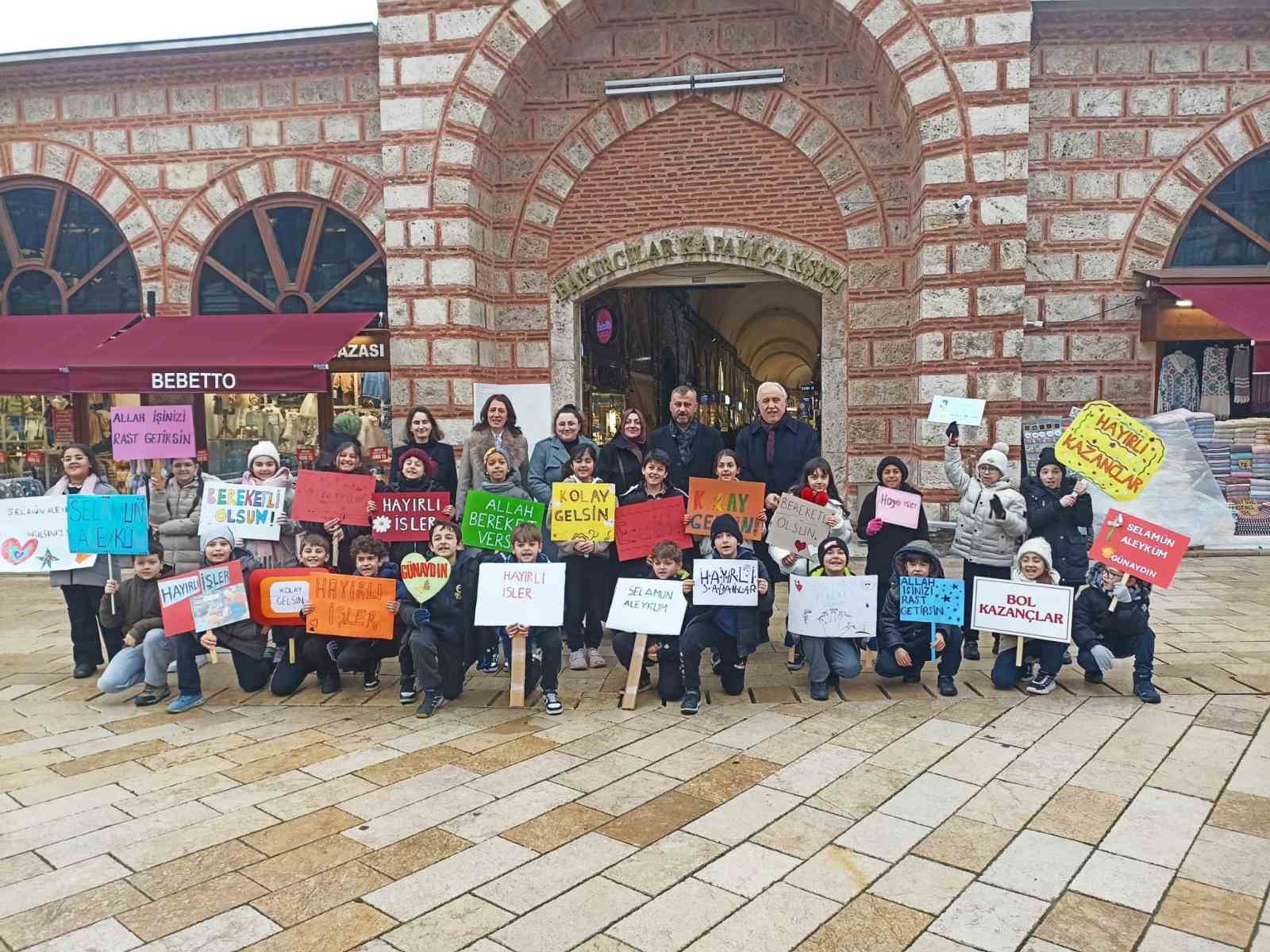 Öğrencilerden "Türkiye Selamlaşıyor" projesi kapsamında anlamlı ziyaret