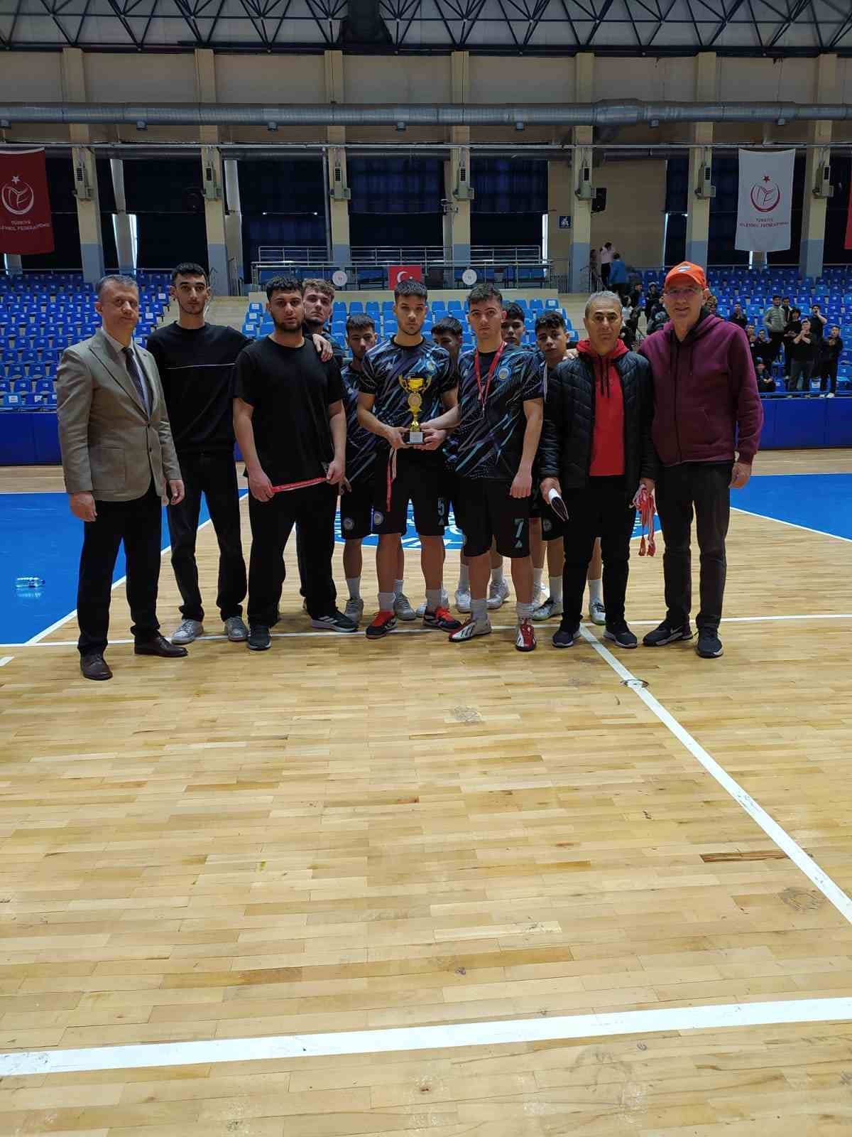 Okul sporları m&uuml;sabakaları Aydın&rsquo;da tamamlandı
