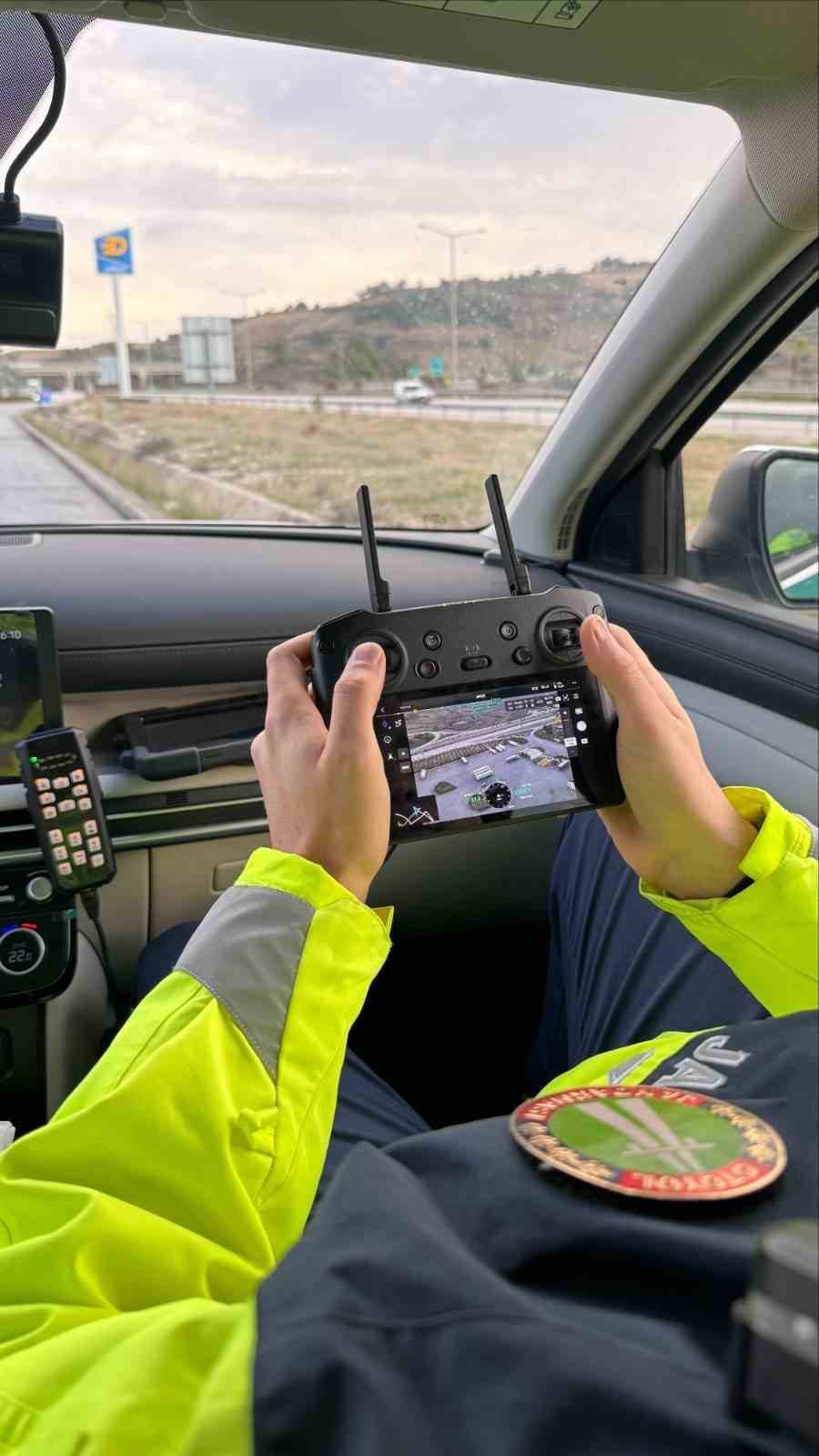 Mersin otoyolunda dron destekli jandarma denetimi: 6 bin 230 TL ceza
