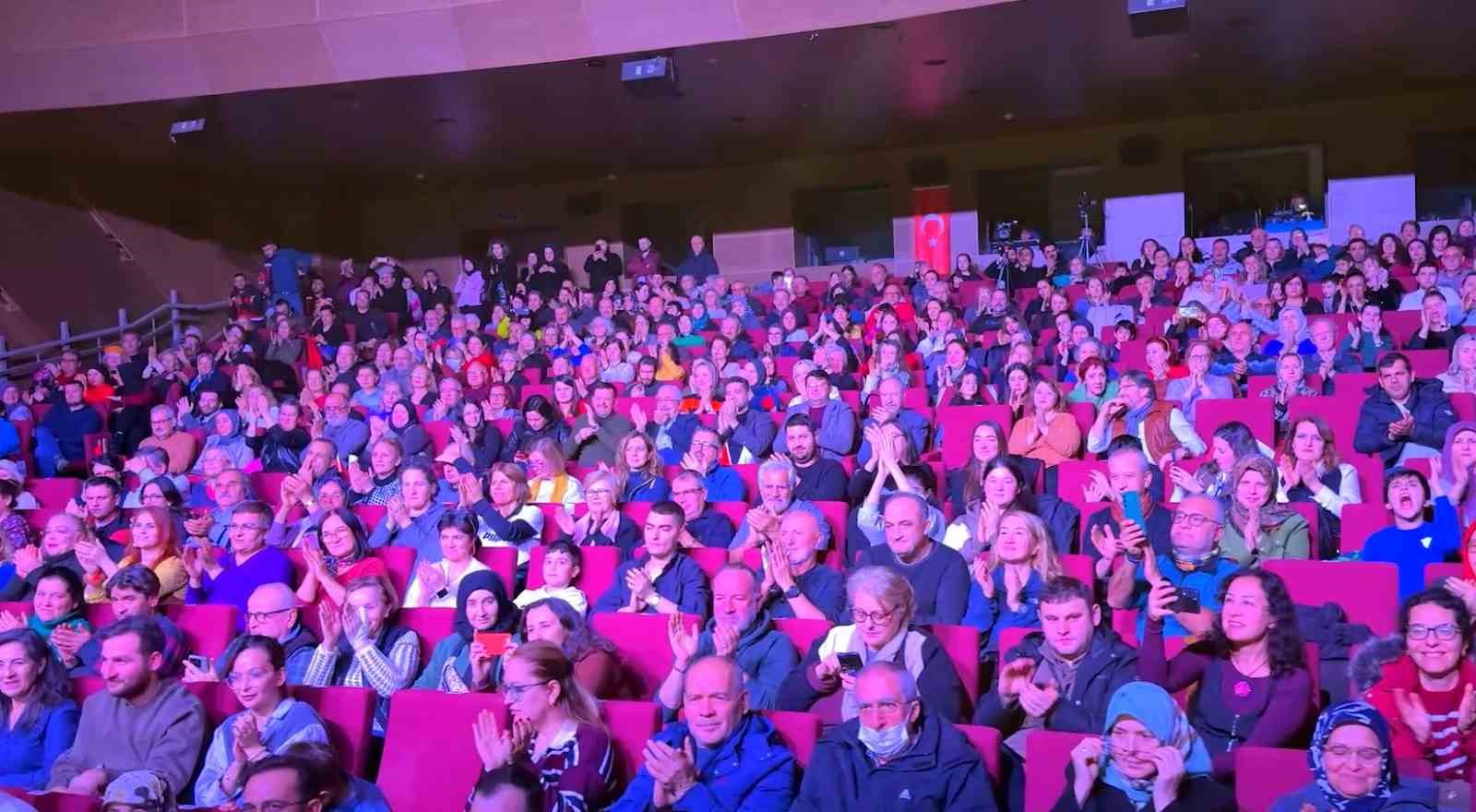 UNESCO M&uuml;zik Şehri Şanlıurfa&rsquo;dan Balıkesir&rsquo;de muhteşem sıra gecesi
