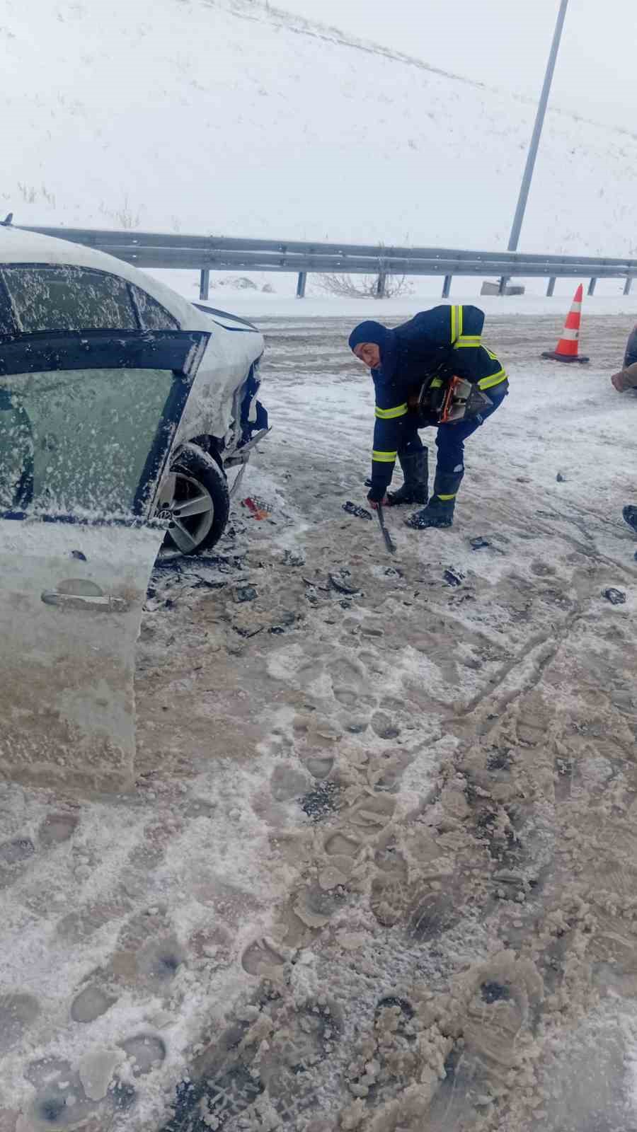 Aksaray&rsquo;da trafik kazası: 3 yaralı
