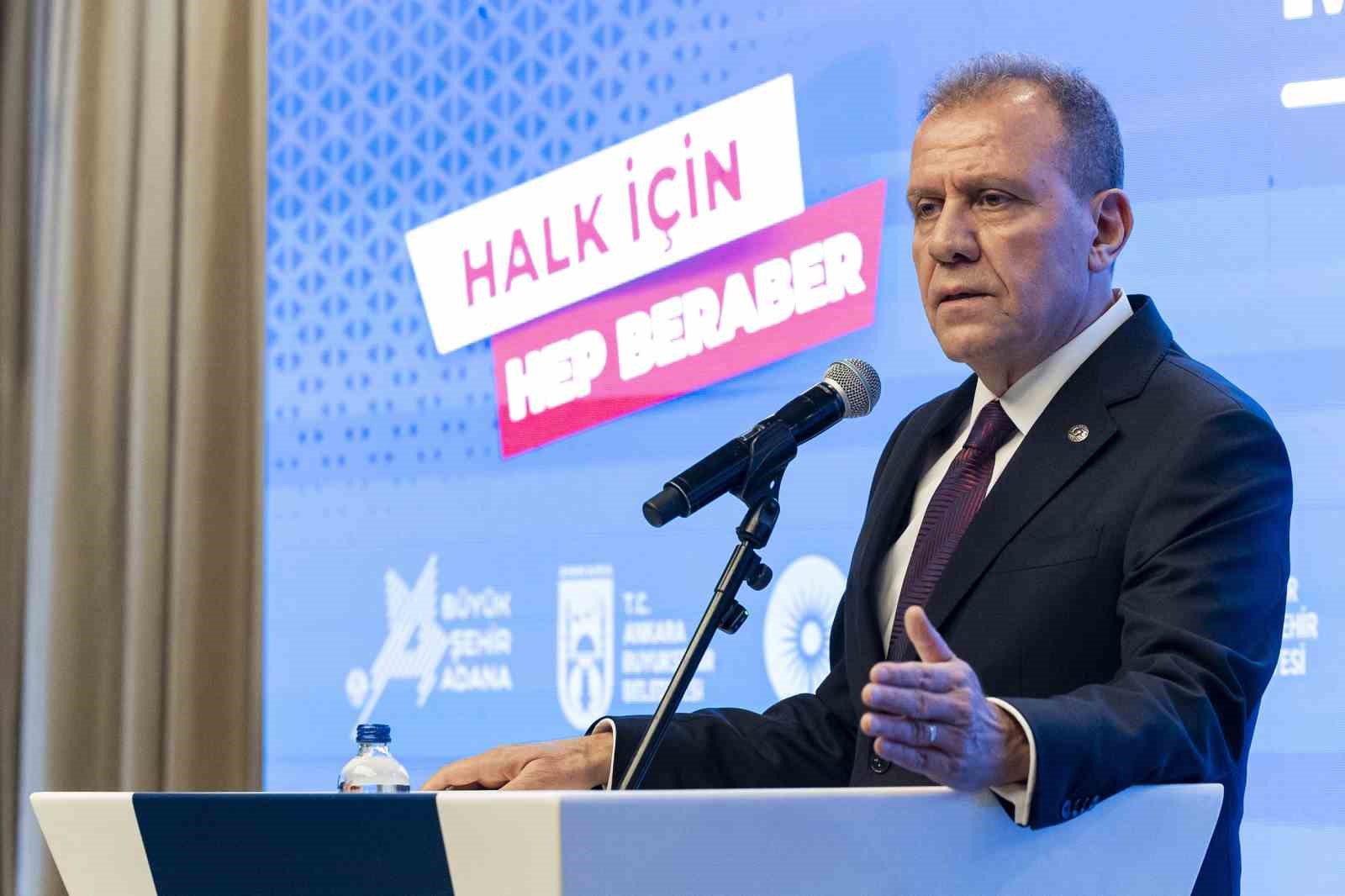 CHP&rsquo;li B&uuml;y&uuml;kşehir Belediye Başkanları Mersin&rsquo;de buluştu
