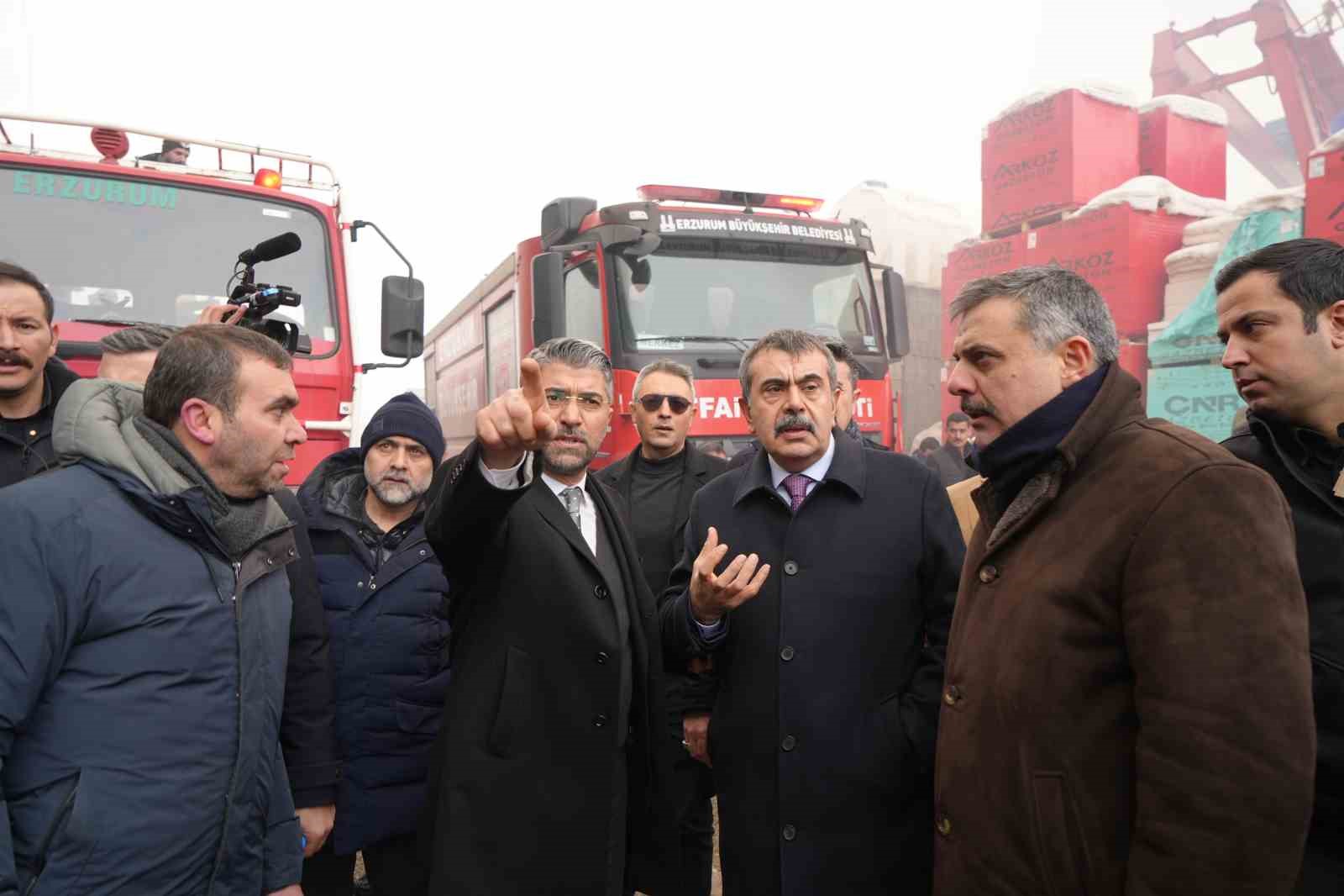 Yangında &ouml;l&uuml; sayısı 2&rsquo;ye y&uuml;kseldi
