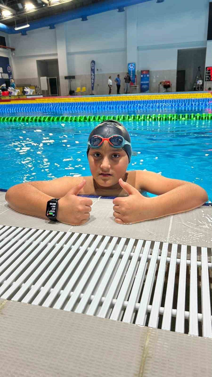 Karabük, yüzmede ilk Türkiye şampiyonluğunu Lord ile kazandı