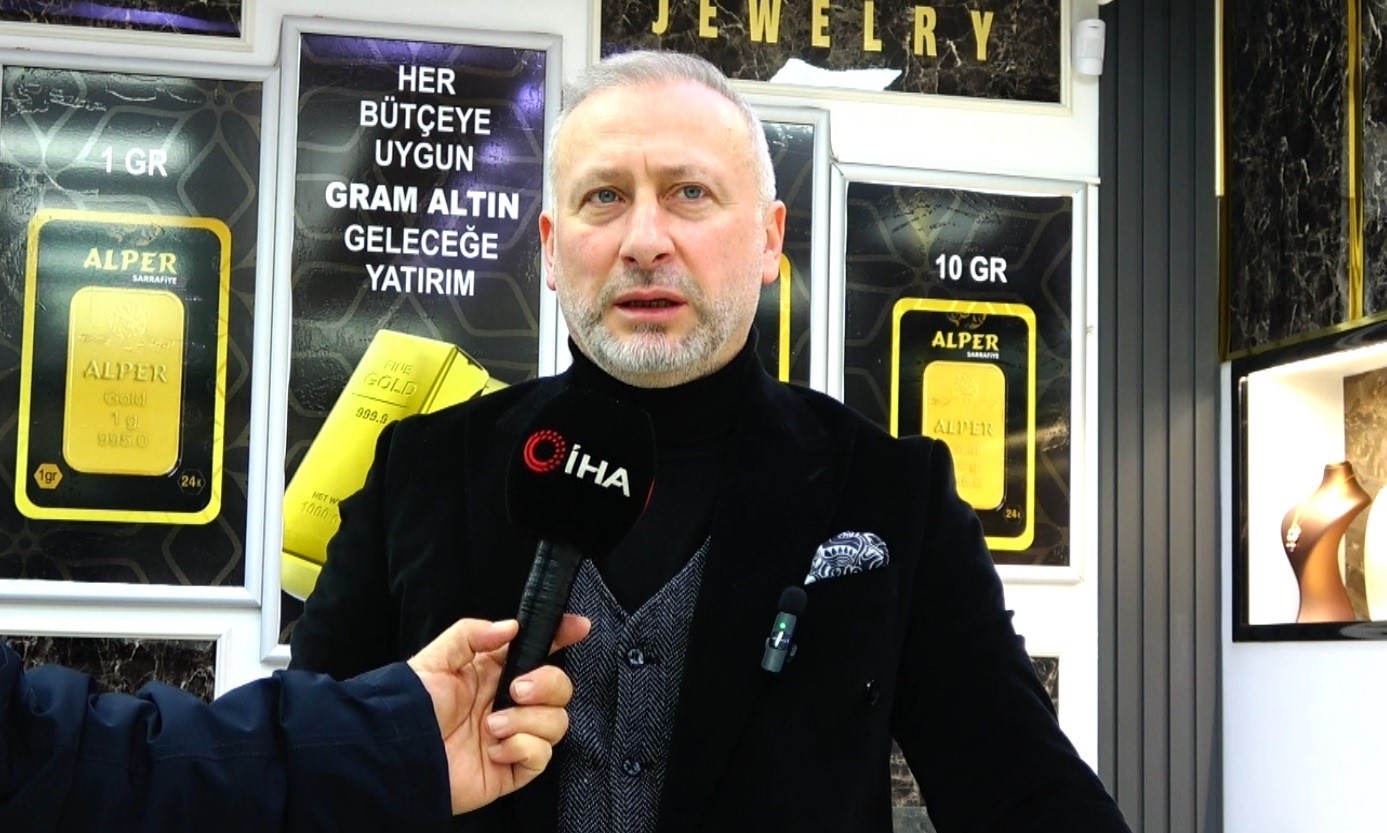Kütahyalı sarraf İsmail Alper: "Altın her zaman güvenli liman"