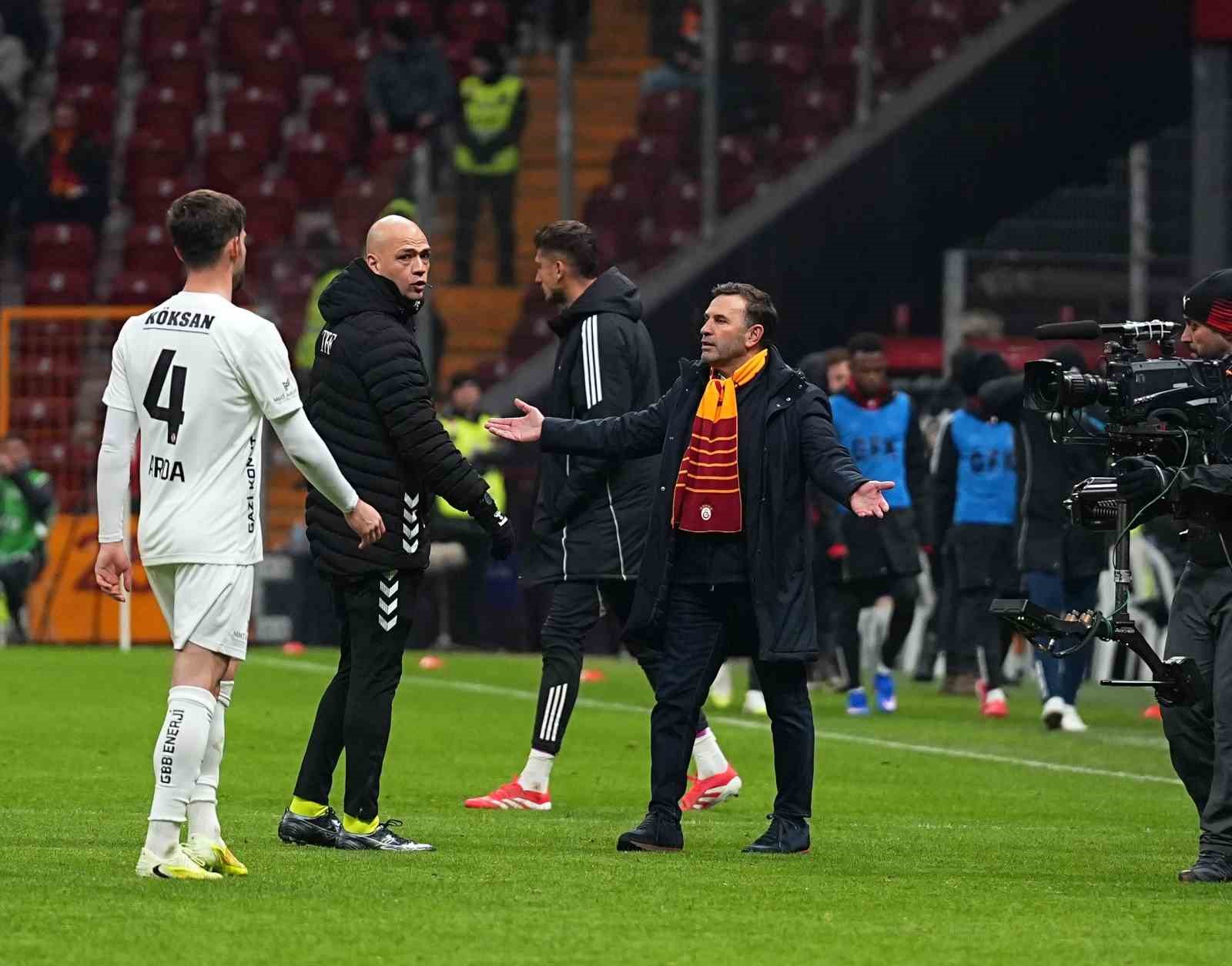Trendyol S&uuml;per Lig: Galatasaray: 0 - Gaziantep FK: 0 (İlk yarı)
