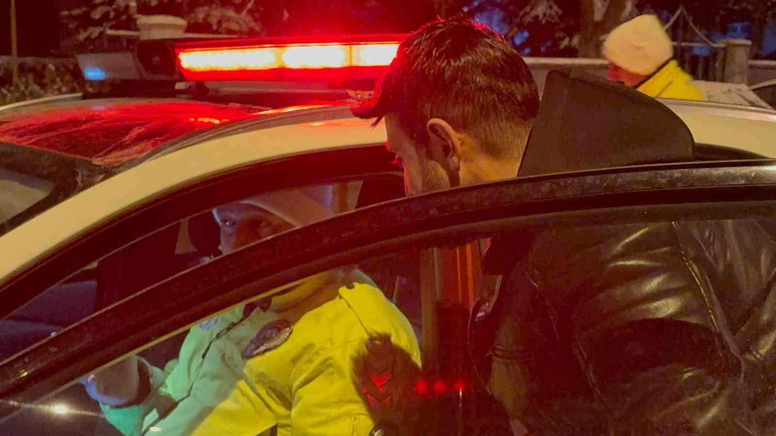 Alkollü sürücü ‘ekmeğim gider’ diyerek, işlem yapılmamasını istedi