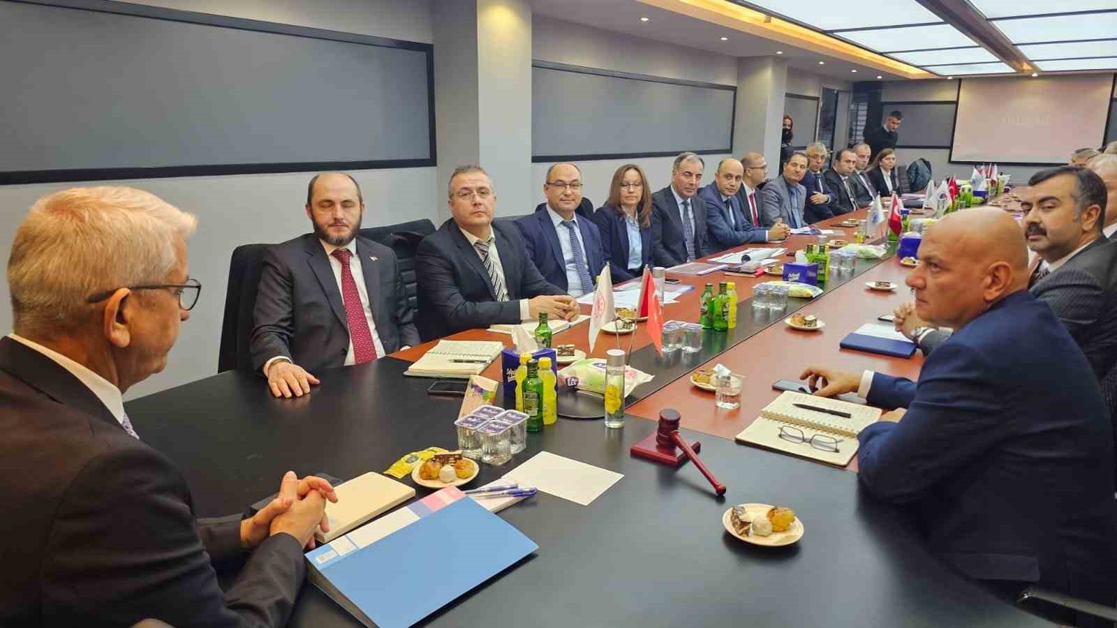 Bandırma, dış ticarette b&ouml;lgenin lokomotifi oldu
