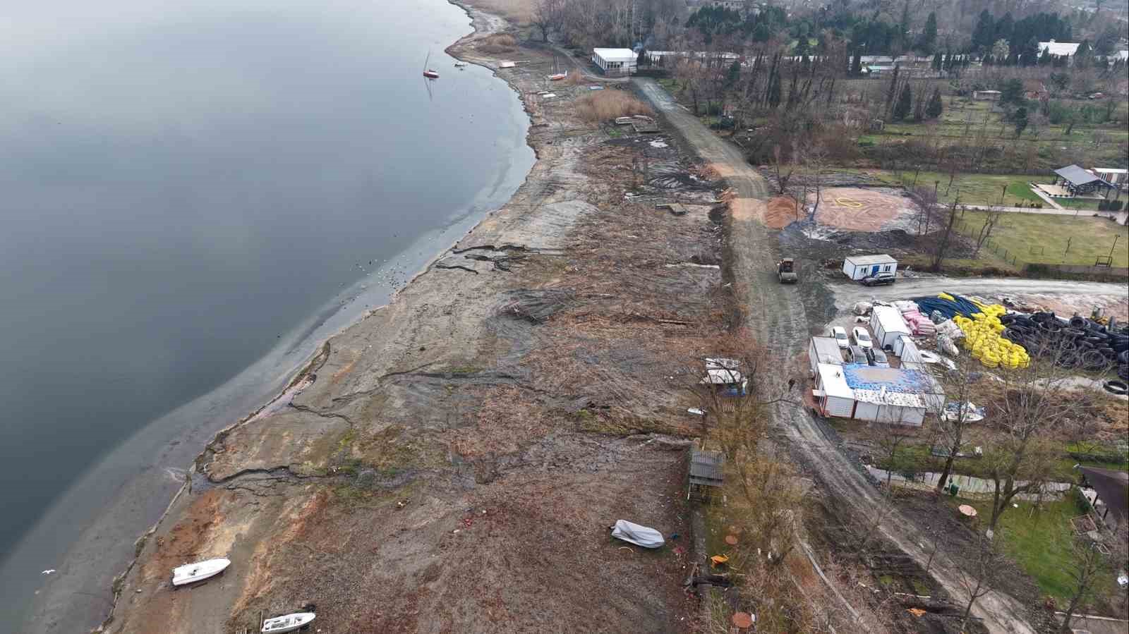 Sapanca Gölü’ndeki kaçak yapılar için ekipler sahaya iniyor
