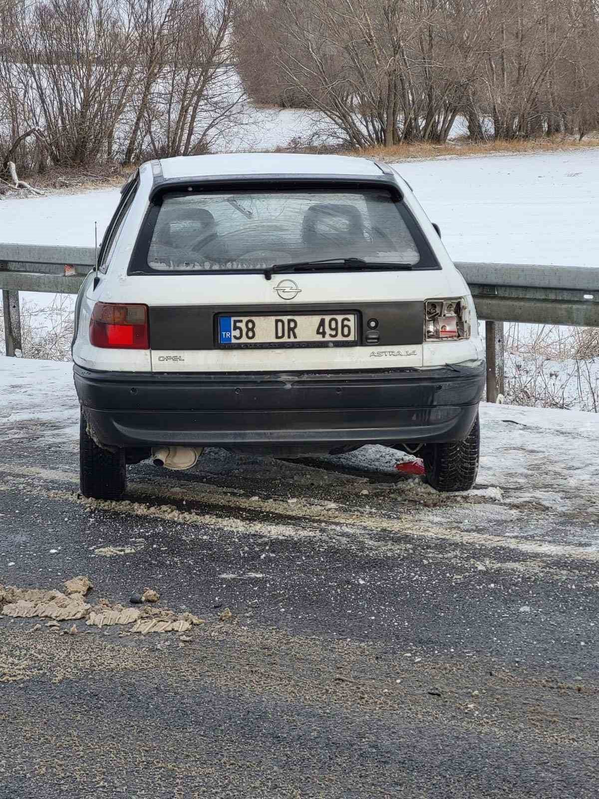 Yozgat&rsquo;ta zincirleme kazada 3 kişi yaralandı
