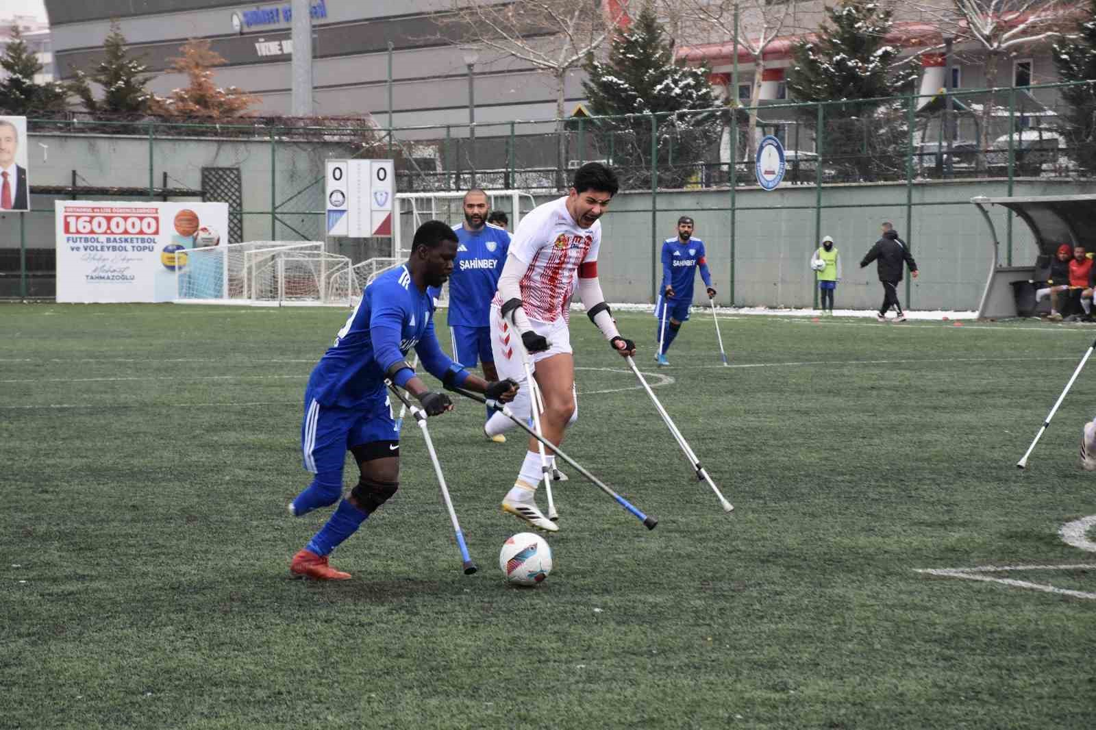 Şahinbey Ampute&rsquo;den farklı galibiyet 7-0
