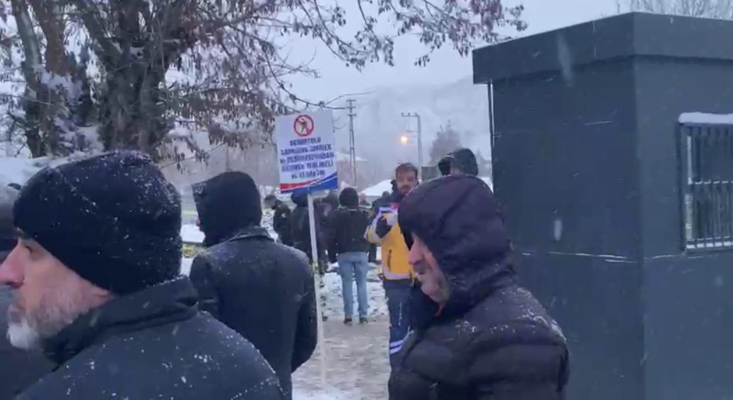 Elazığ&rsquo;da trenin &ccedil;arptığı engelli şahıs hayatını kaybetti
