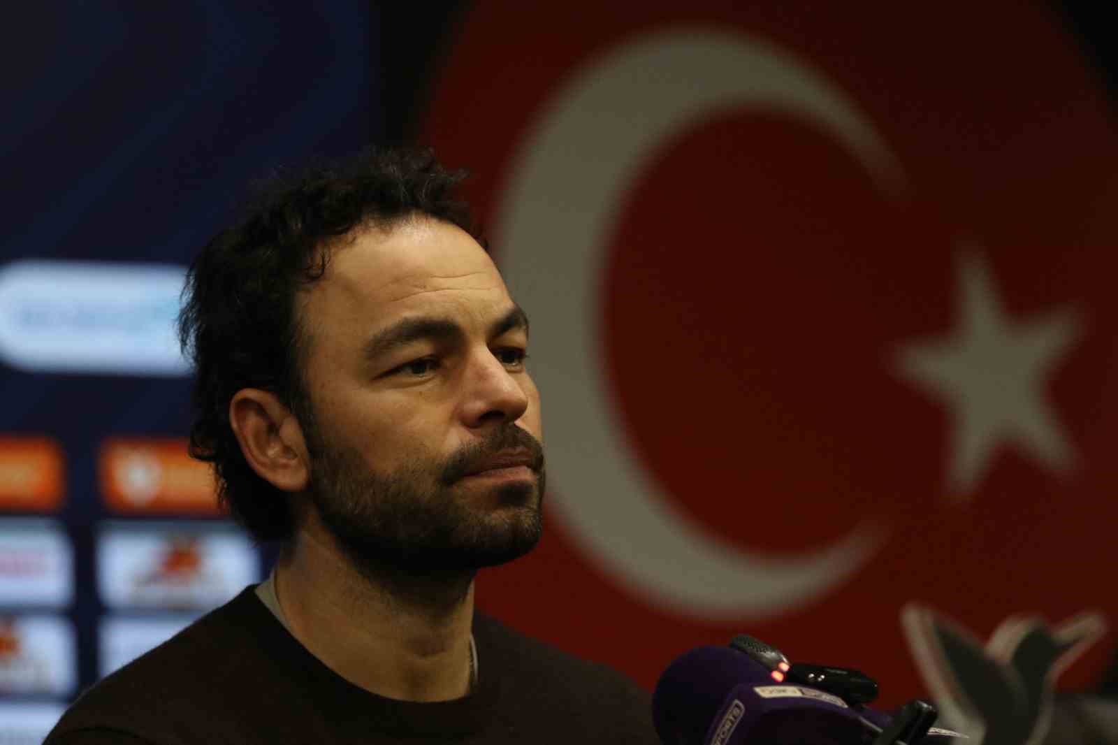 Sel&ccedil;uk inan: "Pozisyonu izledim, y&uuml;zde 100 fauld&uuml;"
