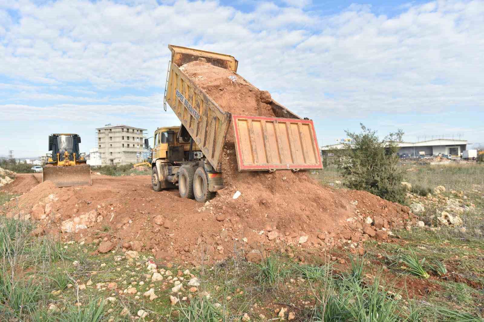 Kepez Belediyesi&rsquo;nden Zeytinlik Mahallesi&rsquo;ne yeni yol
