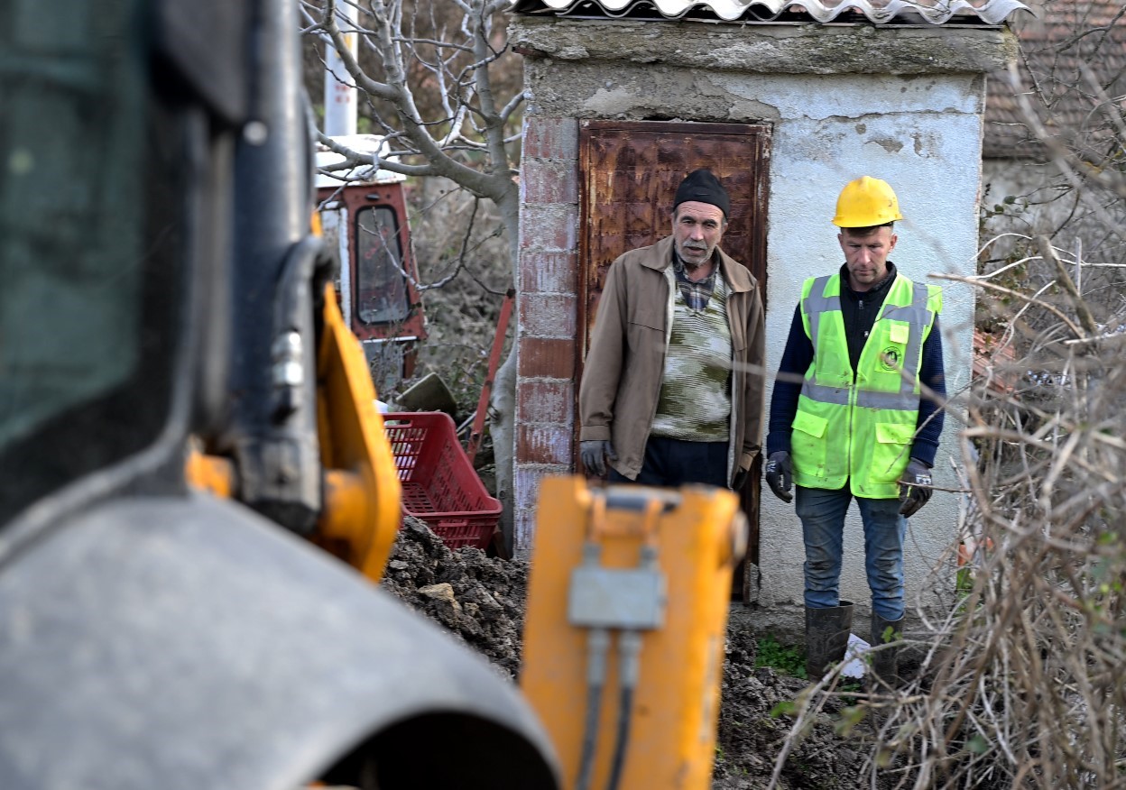 Dualar Mahallesi&rsquo;nin 85 yıllık altyapı &ccedil;ilesi son buluyor
