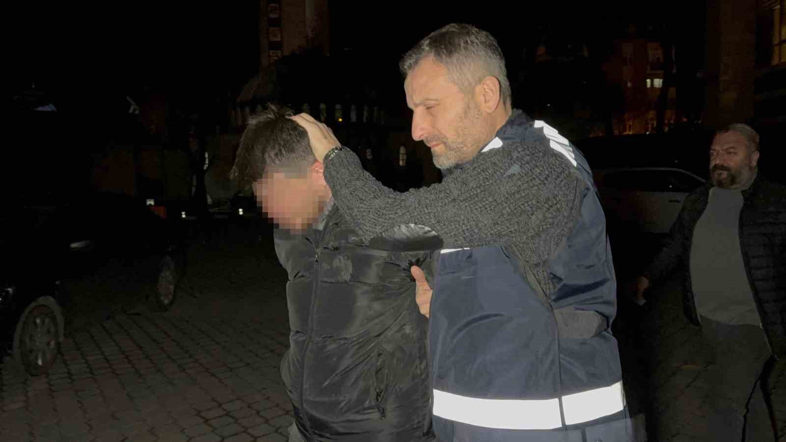 Samsun&rsquo;da 4 kişiyi silahla yaralayan kafe m&uuml;d&uuml;r&uuml; tutuklandı
