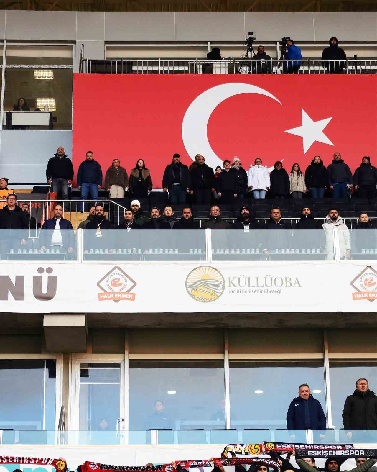 TFF 3. Lig: Eskişehirspor: 5 - İzmir &Ccedil;oruhlu: 1
