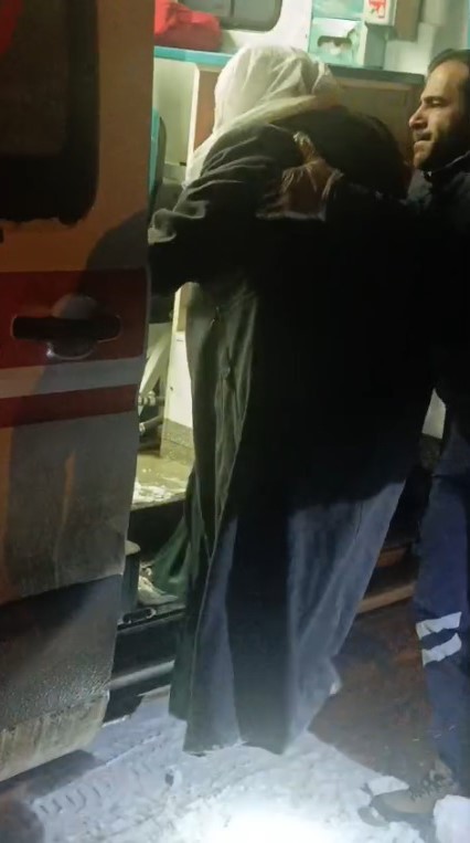 Kars&rsquo;ta &Ouml;zel İdare ve sağlık ekipleri hastalar i&ccedil;in seferber oldu
