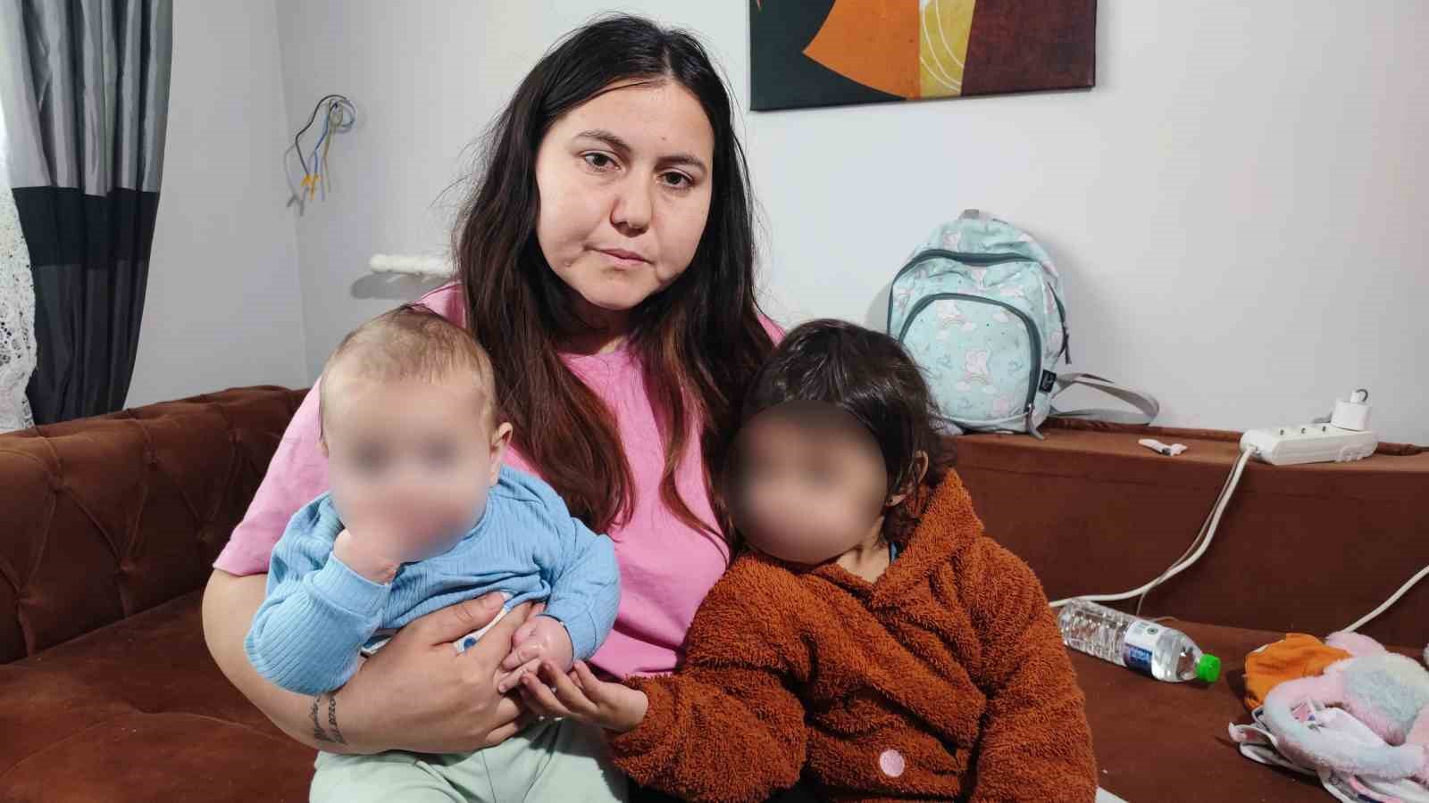 Boşanma aşamasındaki kocası tarafından darp edilip telefonunun gasp edildiği iddiası