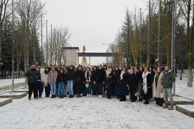 S&ouml;ğ&uuml;t MYO &ouml;ğrencileri BŞE&Uuml;&rsquo;n&uuml;n imk&acirc;nlarını yerinde g&ouml;rd&uuml;
