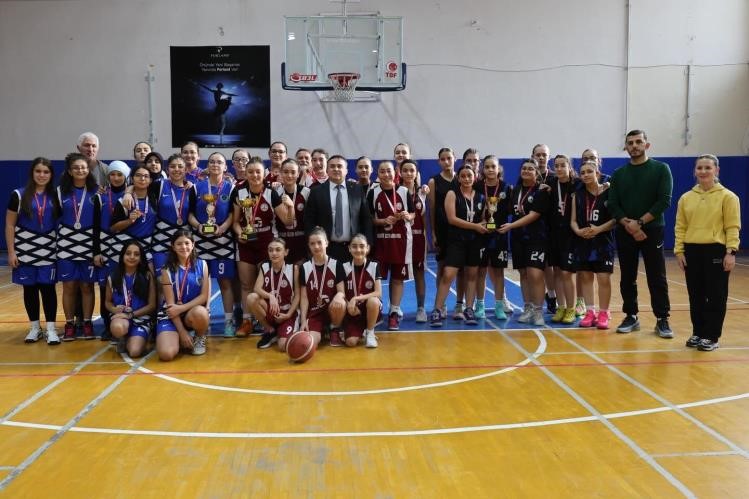 Okul Spor Faaliyetleri Yıldız Basketbol M&uuml;sabakaları tamamlandı
