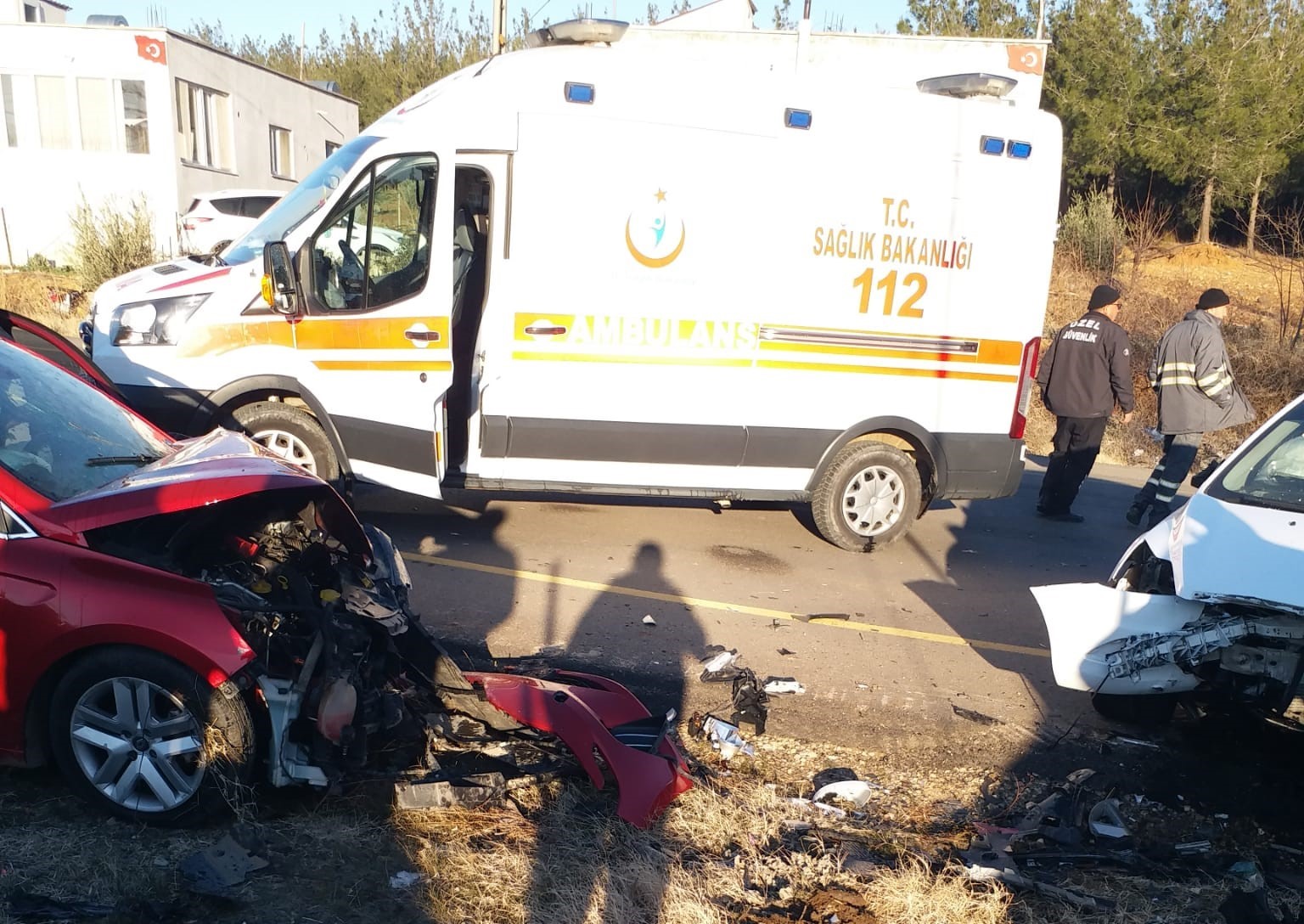 Osmaniye’de buzlanma nedeniyle trafik kazası: 2 yaralı
