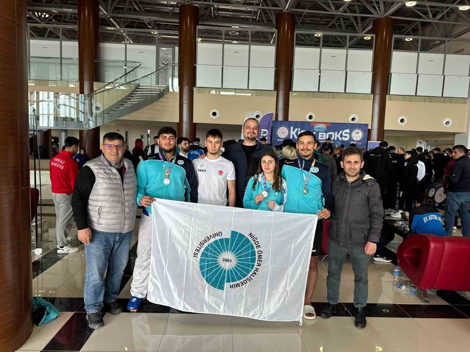 NÖHÜ sporcularından Ünilig Türkiye Şampiyonası’nda büyük başarı