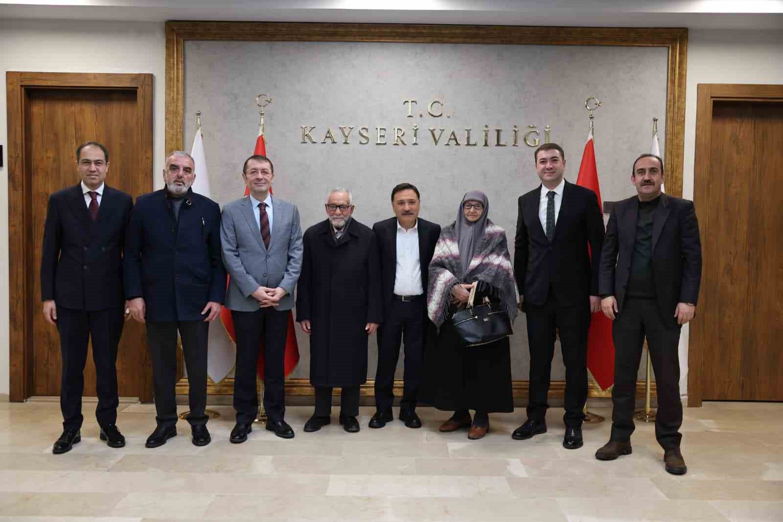 Vali &Ccedil;i&ccedil;ek başkanlığında sağlık yatırımları hayata ge&ccedil;iyor
