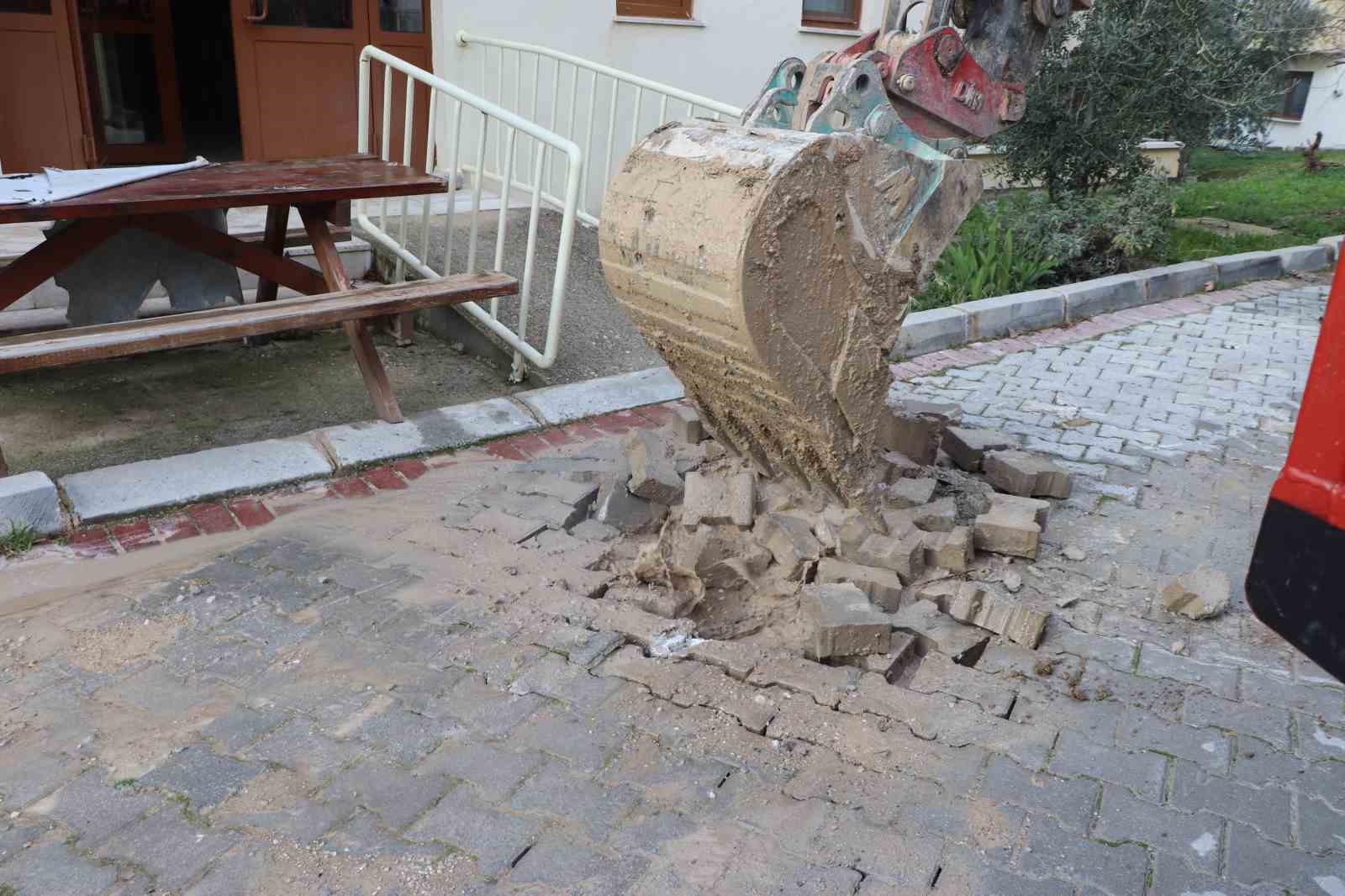 Denizli&rsquo;de 258 dairelik sitenin altyapı sorununa yıllardır &ccedil;&ouml;z&uuml;m bulunamıyor
