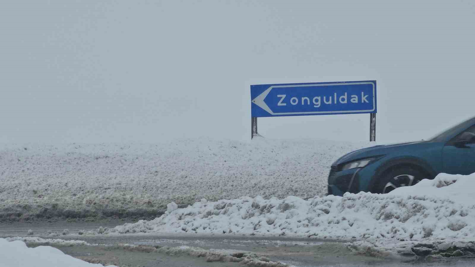 Zonguldak’ta kar etkili oldu