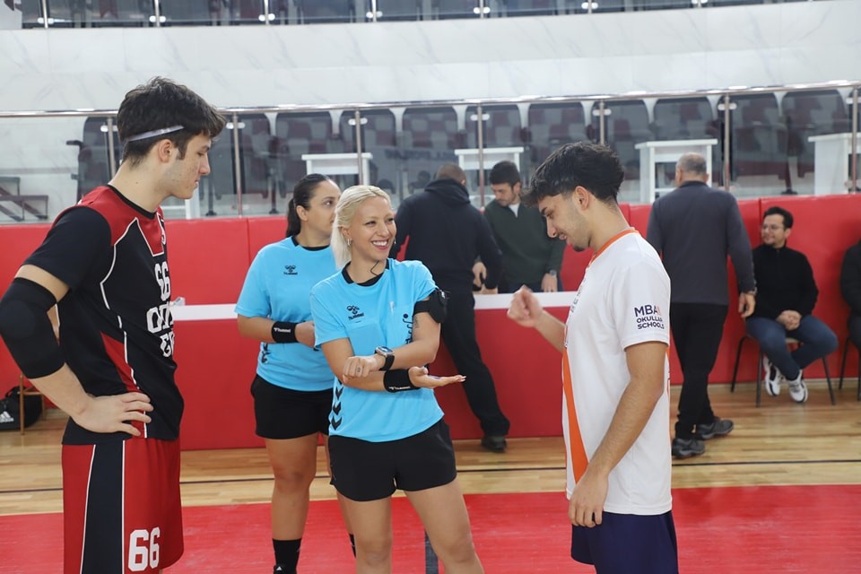 Okul Sporları Gençler B Hentbol Yarı Finalleri Kütahya’da tamamlandı